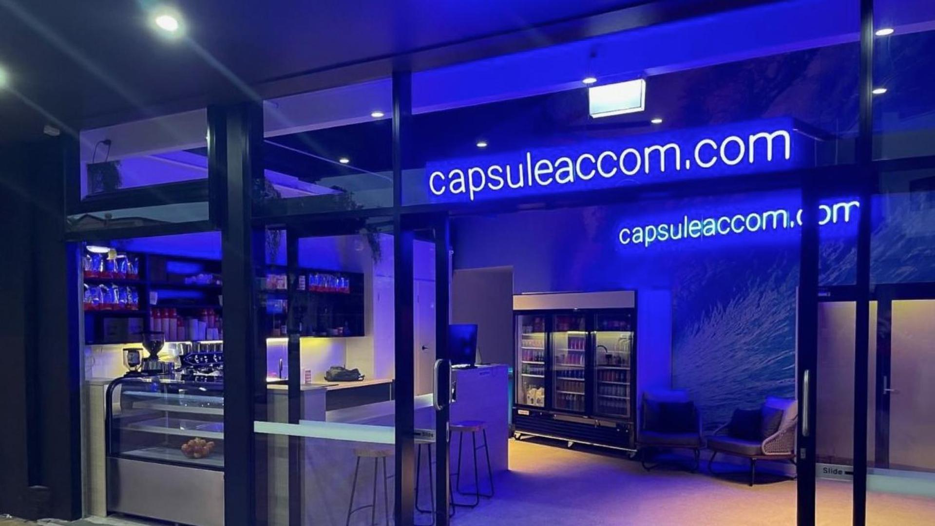 Capsuleaccom Hostel Χρυσή Ακτή Εξωτερικό φωτογραφία